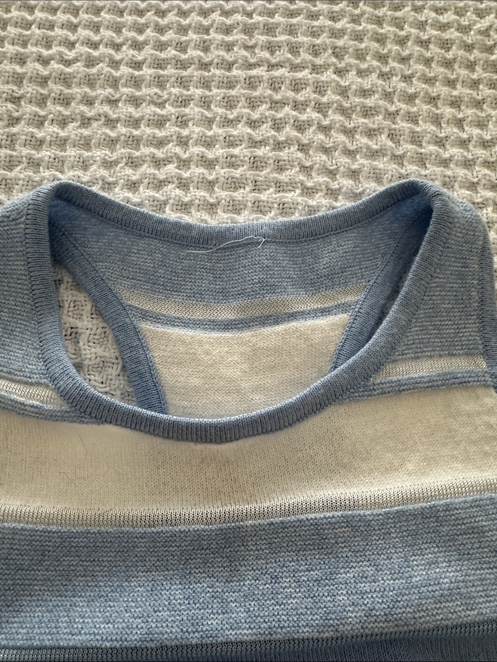 ALO Sport short play knit short and bra - very good condition - Picture 8 of 8